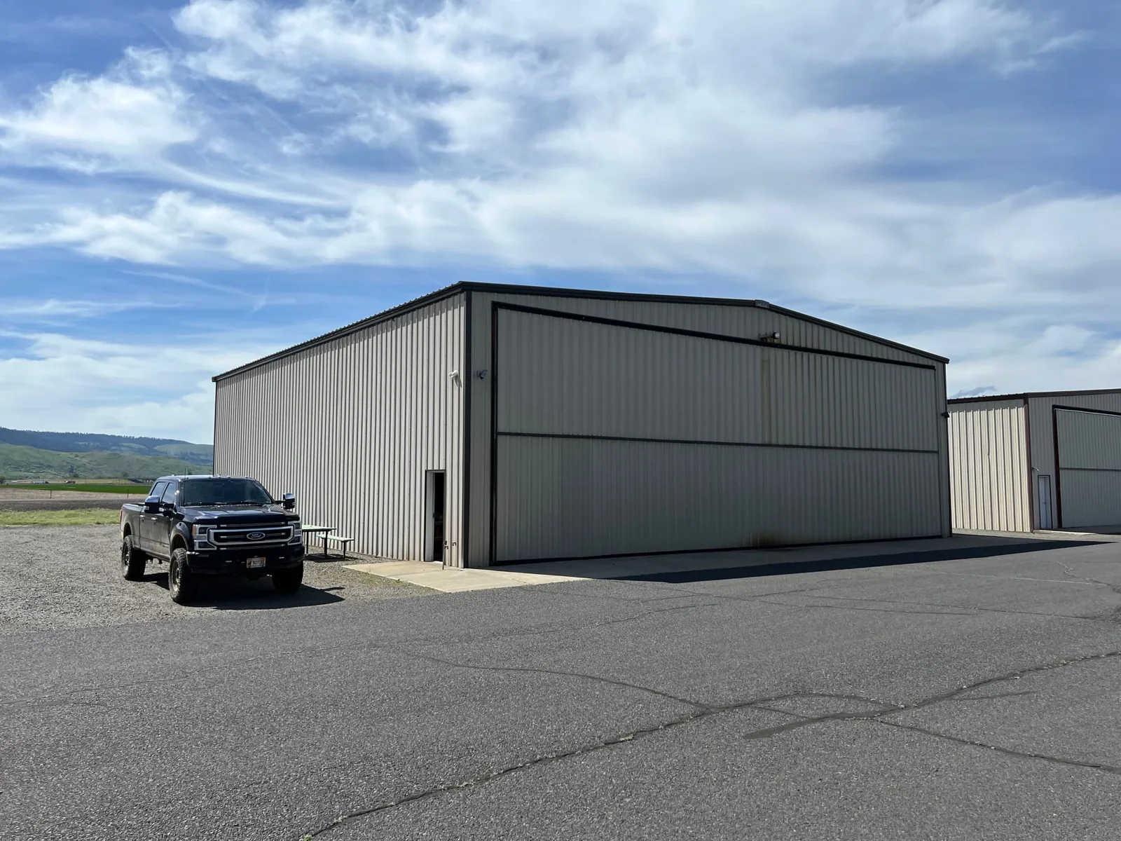Aircraft Hangar Roofing in Arlington, TX